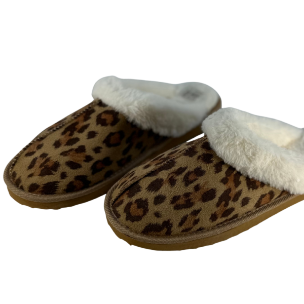 Ladies slippers - Leopard skin design