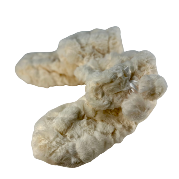 Ladies slippers - White fluffy bootie